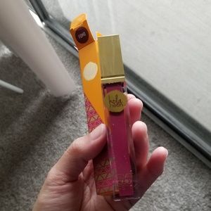 HOLA velvet liquid lipstick